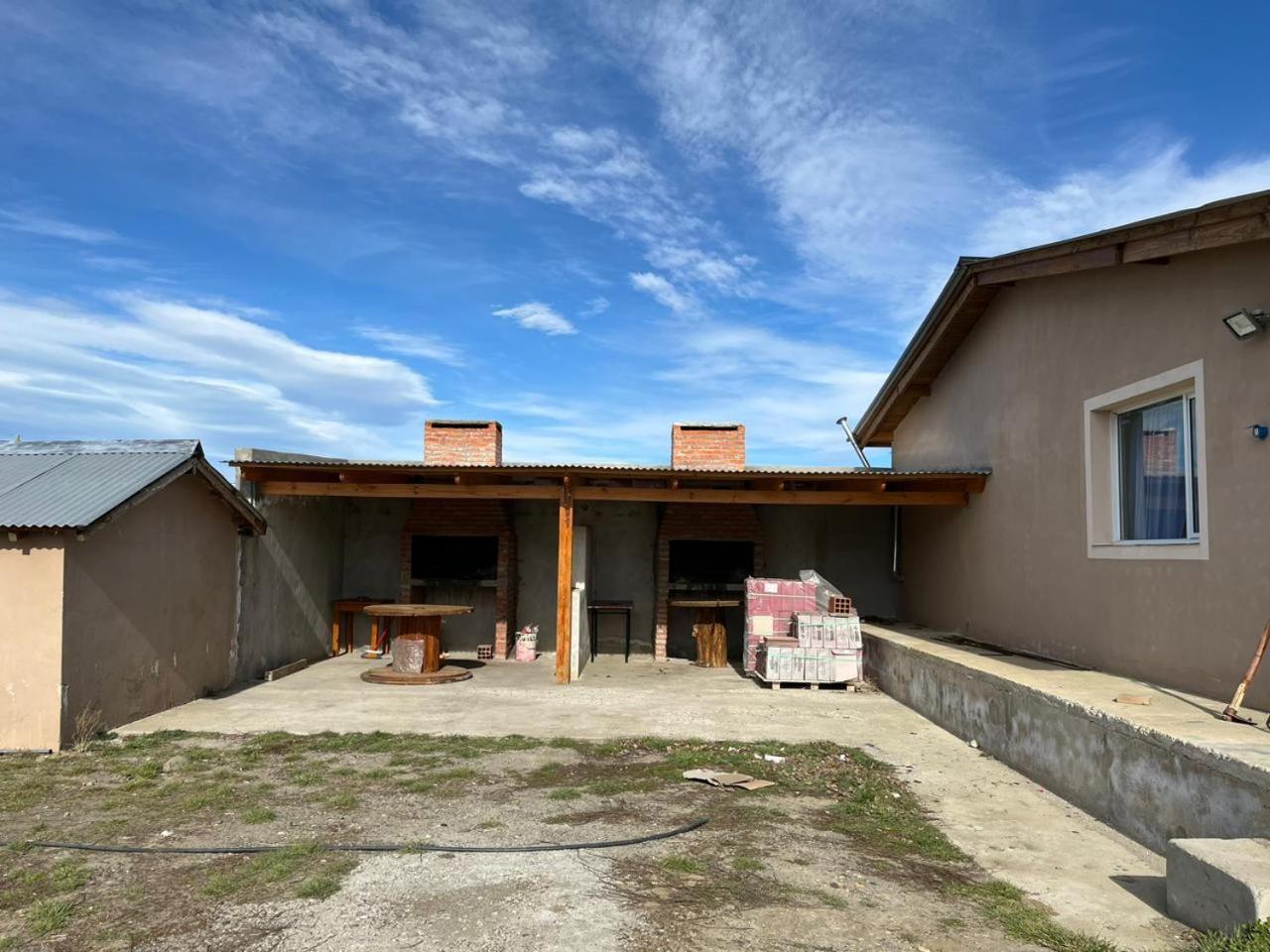 Apartmán Departamentos El Alamo Comandante Luis Piedra Buena Exteriér fotografie
