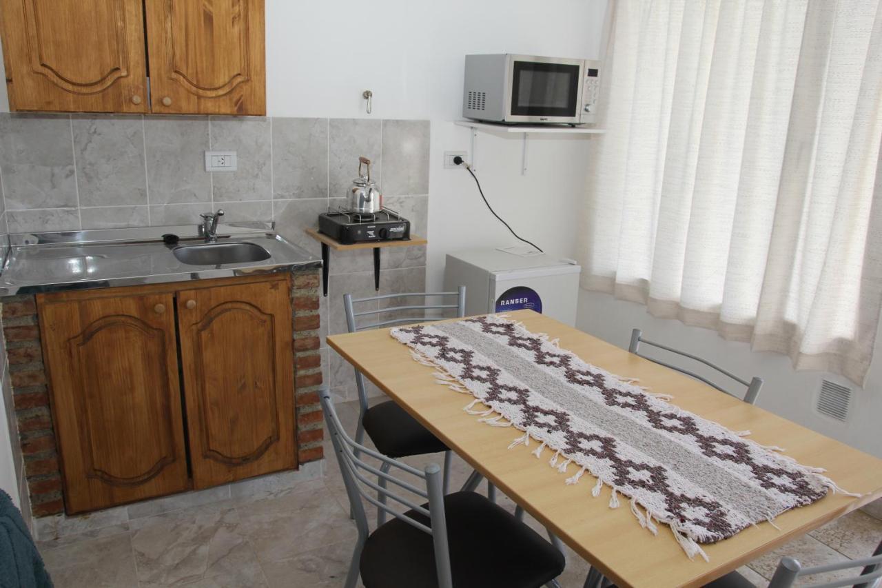 Apartmán Departamentos El Alamo Comandante Luis Piedra Buena Exteriér fotografie